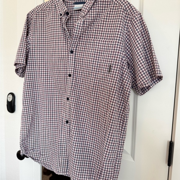 Columbia Short Sleeve Button-Up Shirt - Picture 2 of 9